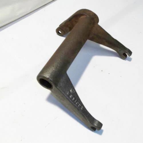Used Clutch Release Fork fits John Deere 600 600 4020 4000 AR32137 R33148
