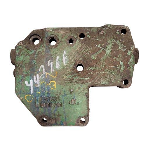 442966 | Clutch Valve Housing | John Deere 2840 3030 3120 3130 |  | AL25396 | AT26619 | T28633