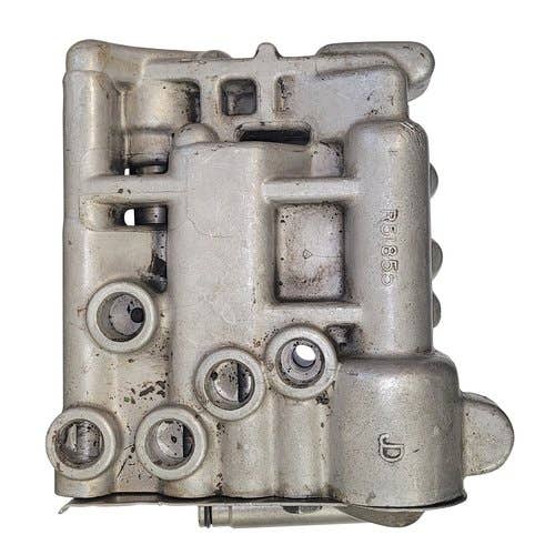 439016 | Clutch Valve Housing | John Deere 4030 4430 4630 8440 8640 |  | AR71960 | R51855