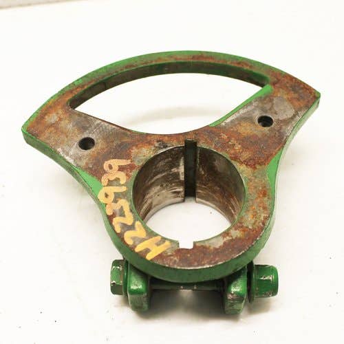 434692 | Concave Adjustment Hub | John Deere S650 S660 S670 S670HM S680 S680HM S690 S690HM S760 S770 S780 S790 9660 STS 9760 STS 9860 STS 9870 STS |  | H223939