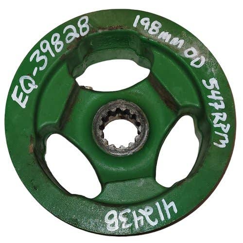 412438 | Conditioner Drive Pulley | John Deere C300 C350 C400 S300 S350 525 530 535 535 625 625 630 635 730 735 830 835 |  | FH302072 | CC55420