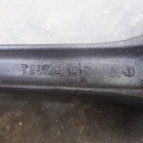 443665 | Connecting Rod | John Deere 2030 2520 3300 |  | AT26702 | T28744