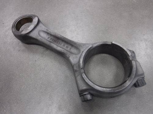 434628 | Connecting Rod | John Deere C670 CH570 R4038 R4045 R4060 S650 S660 S670 S670HM S760 S770 T560 T660 T670 W650 W660 250D 250D 260 260 300D 300D 310E 310E |  | RE517436 | RE535554 | SE501759 | SE501748 | DZ100117 | R526569 | R516624 | DZ100421