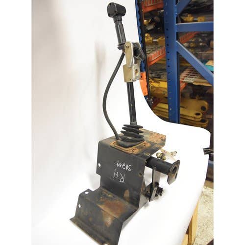 436500 | Control Lever Assembly | RH | New Holland L865 LX865 LX885 LX985 |  | 9862545 | 89862545