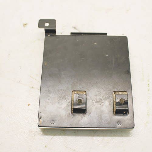 434472 | Control Module | RH | Case IH AFX8010 7010 7120 7230 8010 8120 8230 9010 9120 9230 | New Holland CR9040 CR9060 CR9070 CR9080 |  | 87521010