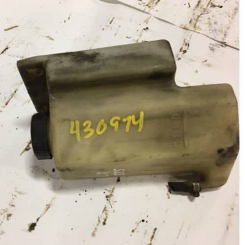 430974 | Coolant Recovery Reservoir | John Deere 4475 5575 6675 7775 8875 | New Holland L465 L565 L865 LS140 LS150 LS160 LS170 LS180 LS190 LX465 LX485 LX565 LX665 LX865 LX885 LX985 |  | MG86501331 | 86501331