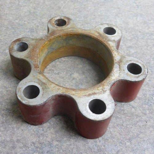 434824 | Cooling Fan Spacer | Case IH 1640 1660 1670 1680 1822 1844 | International | Farmall | IH D414 D436 DT414 DT436 DT466 DT466B DTI466 DTI466B DTI466C 986 1086 1486 1586 |  | 673013C1 | 681030C1