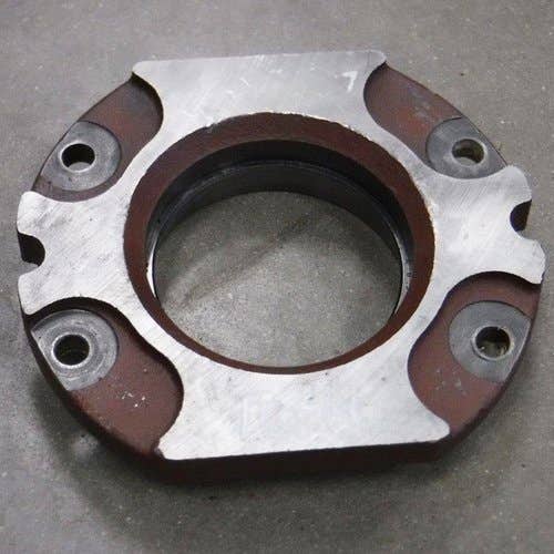 Used Countershaft Front Bearing Retainer fits International 1086 1486 3388 6388 1066 1466 1468 67598C1 Used Countershaft Front Bearing Retainer fits International 1086 1486 3388 6388 1066 1466 1468 67598C1