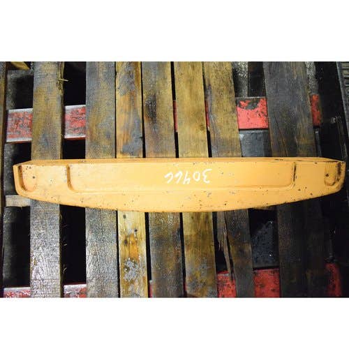 Used Counterweight Bumper fits Case 420 420CT 430 440 440CT 87626717 Used Counterweight Bumper fits Case 420 420CT 430 440 440CT 87626717