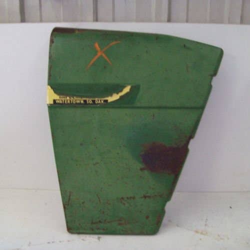 Used Cowl - Left Hand fits John Deere 2840 3030 3120 3130 AT27175 Used Cowl - Left Hand fits John Deere 2840 3030 3120 3130 AT27175