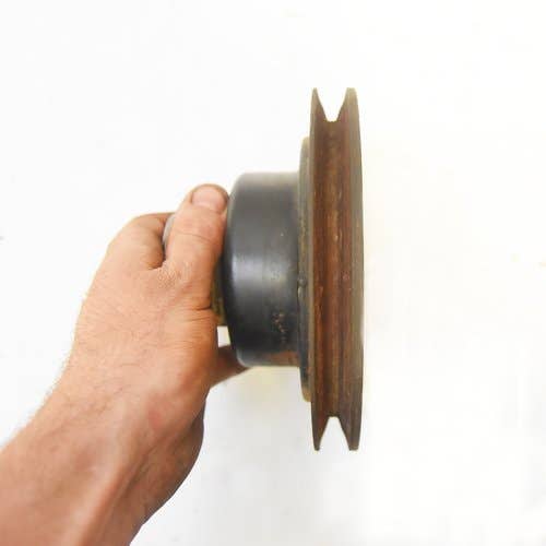 437323 | Crankshaft Pulley | New Holland L779 L783 L785 | Perkins 4.203.2 |  | 505359 | 31148615