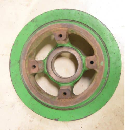 437346 | Crankshaft Pulley With Dampener | John Deere 6105 6125 6135 6650 6750 6850 6950 7200 7300 7400 7500 9100 9120 9200 9220 9300 9300 9300T 9320 9320T 9400 9400T 9420 9420T 9520 9520T 9620 9620T 9860 STS |  | RE505520
