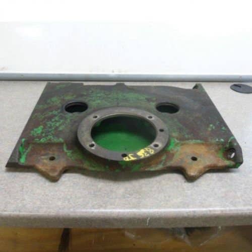 432284 | Cutterbar Housing | John Deere 525 530 535 535 625 625 630 635 730 735 830 835 926 936 946 956 990 990 994 995 |  | FH312916 | E93996