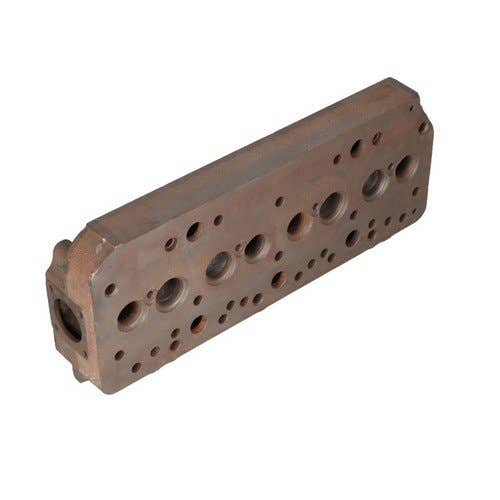 204702 | Cylinder Head | Belarus 800 |  | 2401003015