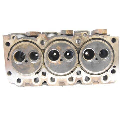 407051 | Cylinder Head | Deutz F3M1011F | Gehl 4835 |  | 187529 | 0422026R | 0427142RZ