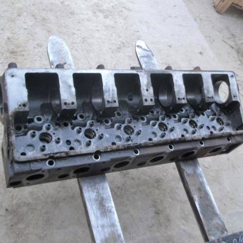 403218 | Cylinder Head | John Deere 7300 7400 7500 7700 9200 9220 9300 9300T 9320 9320T 9400 9400T 9420 9420T 9520 9520T 9620 9620T 9860 |  | R502120 | R504243 | R515452 | RE505119 | RE518554