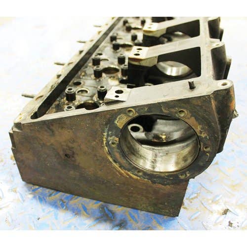 435015 | Cylinder Head | John Deere CP690 CS690 S680 S680HM S690 S690HM S780 S790 370 410E 460 470GLC 824K 844K 844KII 1050 6135 7280 7380 7480 7580 7760 7780 8300 8400 8500 8600 9410R 9420R 9420RX 9460R 9460RT 9470R 9470RT 9470RX |  | RE552539 | R528319