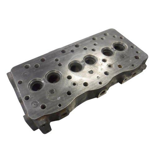 463978 | Cylinder Head | Massey Ferguson 1040 | Toyosha 3S200 |  | 3436532M91 | 50605