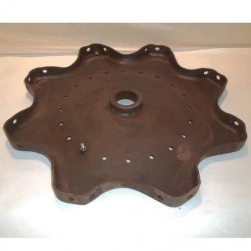 497759 | Cylinder Spider | John Deere 6600 6601 6602 6620 6621 6622 7700 7701 7720 7721 8820 |  | AH114503 | AH75101