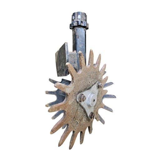 411555 | Dawn Row Cleaner Assembly | John Deere 1710 1715 1720 1725 1730 1735 1750 1755 1760 1760NT 1765 1765NT 1770 1770NT 1775 1775NT 1780 1785 1790 1795 7200 7300 |  | 1130A-14 | 1140-2SP3.25