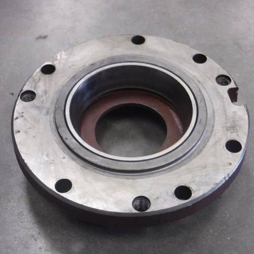 436920 | Differential Bearing Retainer | RH | International | Farmall | IH Hydro 100 Hydro 186 766 786 886 966 986 1066 3088 3288 3388 3488 3588 6388 6588 |  | 68684C1