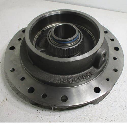 Used Differential Bearing Retainer - Right Hand fits Case IH MX200 MX210 MX220 MX230 7130 7140 7150 7230 7240 7250 8930 8940 8950 fits New Holland Used Differential Bearing Retainer - Right Hand fits Case IH MX200 MX210 MX220 MX230 7130 7140 7150 7230 7240 7250 8930 8940 8950 fits New Holland