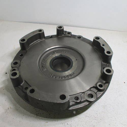 435200 | Differential Bearing Retainer | RH | Case IH MX180 MX200 MX210 MX220 MX230 MX240 MX255 MX270 MX285 7130 7140 7150 7230 7240 7250 8930 8940 8950 | New Holland TG210 TG230 TG255 TG285 |  | 1997369C2 | 1997369C1