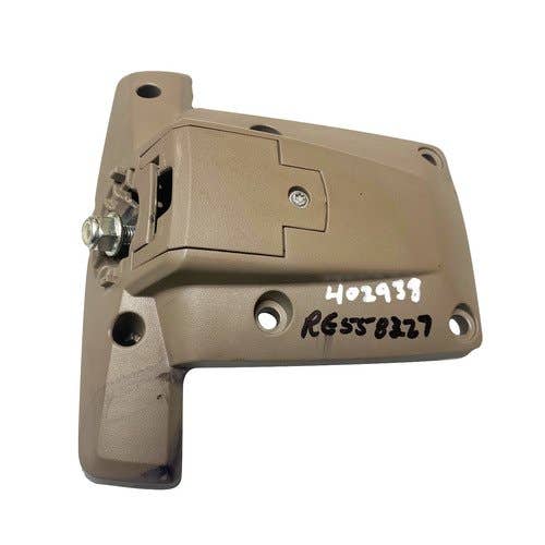 Used Display Module Support fits John Deere 8225R 8245R 8270R 8295R 9370R 9420R 9420RX 9470R 9470RT 9470RX 9520R 9520RX 9570R 9570RT 9570RX R558327 Used Display Module Support fits John Deere 8225R 8245R 8270R 8295R 9370R 9420R 9420RX 9470R 9470RT 9470RX 9520R 9520RX 9570R 9570RT 9570RX R558327