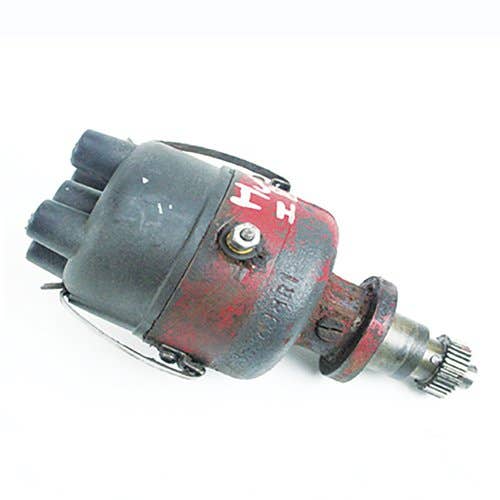 403588 | Distributor Assembly Less Base | International | Farmall | IH A B C Cub H M Super C W4 W6 W9 100 130 140 140 200 230 240 240 300 330 340 340 350 400 404 424 444 444 450 504 600 650 |  | 107304C91 | 07298C91 | 357935R91 | 366928R91 | 381687R91
