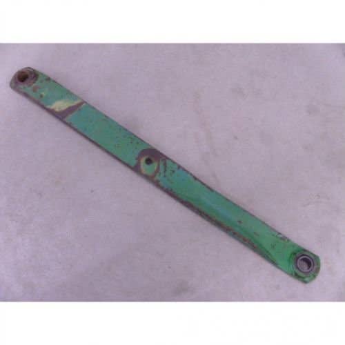 Used Draft Arm fits John Deere 820 830 1020 1520 1530 2020 2030 2040 2155 2240 2255 2350 2355 2440 2550 2555 2630 2640 2750 2755 2855 302 400 AT19849