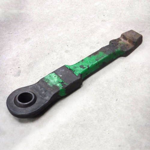 440417 | Draft Link End | John Deere 7200 7210 7400 7410 |  | RE46707 | R110374