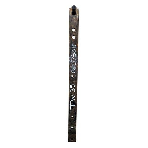 404624 | Drawbar | Ford TW5 TW10 TW15 TW20 TW25 TW30 TW35 7810 7910 8000 8200 8210 8400 8530 8600 8630 8700 8730 8830 9000 9200 9600 9700 |  | D8NN805AA