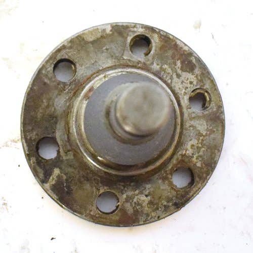 434293 | Drive Gear Spindle | John Deere 675 675B | New Holland L35 L553 L554 L555 L775 L779 |  | MG626928 | 626928