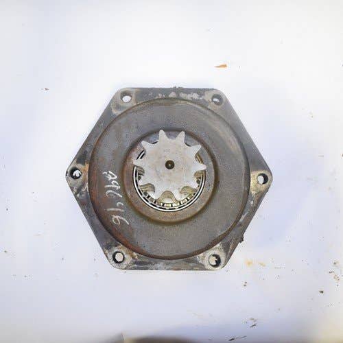 434677 | Drive Motor Mount Assembly | Bobcat 743 743B 743DS |  | 6705287