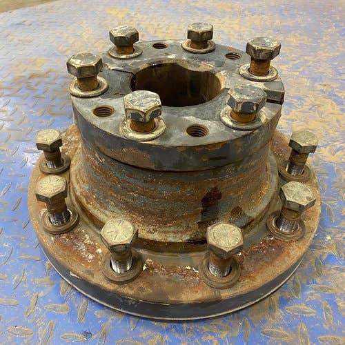 401744 | Dual Hub W/Wedge Lock Wedges | Ford 8770 8870 8970 | New Holland 8670A 8770A 8870A 8970A |  | 9845564 | 9823285 | 9845865