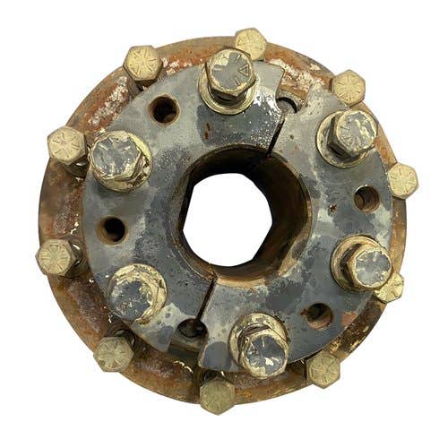 Used Dual Hub W/Wedge Lock Wedges fits New Holland 8770 8870 8970 9845865 9845564 9823285 fits Ford 8770 8870 8970 Used Dual Hub W/Wedge Lock Wedges fits New Holland 8770 8870 8970 9845865 9845564 9823285 fits Ford 8770 8870 8970