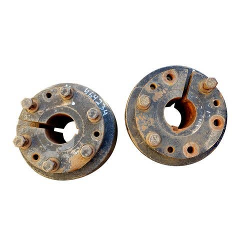 464234 | Dual Hub - Wedge Lock | Sold Individually | Case IH MX80C MX90C MX100 MX100C MX110 MX120 MX135 MX150 MX170 5120 5130 5140 5150 5220 5230 5240 5250 |  | 241933A1 | 250850A1