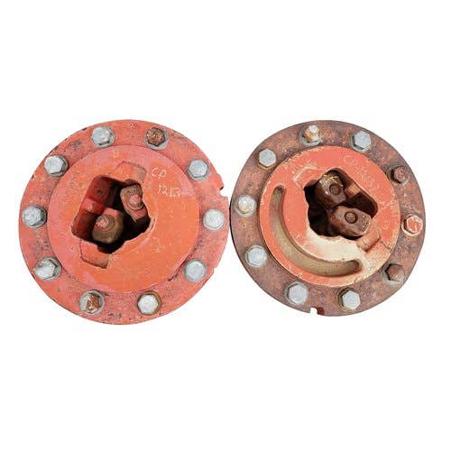 464746 | Dual Hub - Wedge Lock | Sold Individually | International | Farmall | IH 5088 5288 5488 |  | 105007C1 | 105007C2 |  1287800C91 |  1286837C91 |  67478C1