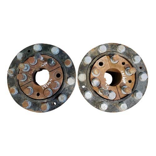 Used Dual Hub - Wedge Lock Sold Individually fits Case IH 7120 7130 7140 7150 7220 7230 7240 7250 8910 8920 8930 8940 8950 A180916 1334525C2 1334526C2 Used Dual Hub - Wedge Lock Sold Individually fits Case IH 7120 7130 7140 7150 7220 7230 7240 7250 8910 8920 8930 8940 8950 A180916 1334525C2 1334526C2