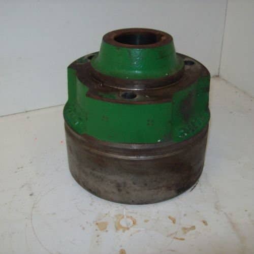 431804 | Dual Range Cylinder Drive Hub | John Deere C670 CTS CTSII T550 T560 T660 T670 W540 W550 W650 W660 9400 9410 9450 9500 9500 SH 9510 9510 SH 9540 9550 9550 SH 9560 9560 9560 SH 9580 9600 9610 9640 9650 9650 CTS 9660 9660 CTS 9680 9780 |  | H146394