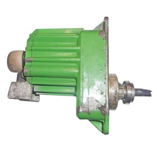 Used Electric Stepper Motor - Rockshaft Control Valve fits John Deere 6110 6120 6200 6210 6300 6310 6320 6400 6405 6410 6420 7220 7420 7520 AL78213 Used Electric Stepper Motor - Rockshaft Control Valve fits John Deere 6110 6120 6200 6210 6300 6310 6320 6400 6405 6410 6420 7220 7420 7520 AL78213