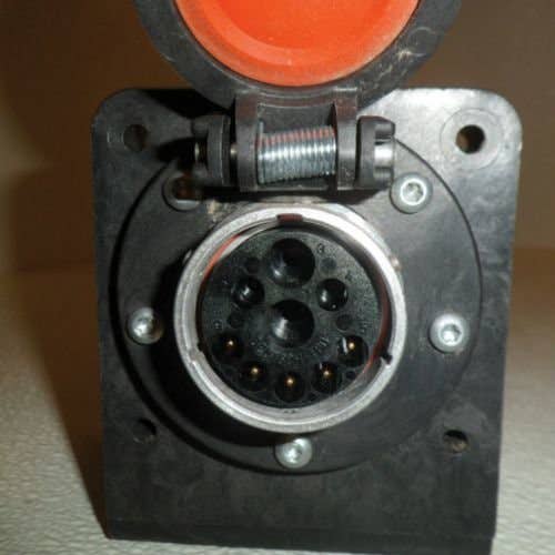 431978 | Electrical Connector | John Deere 832 840 840 1720 1720 1725 1730 1735 1760 1760NT 1765 1765NT 1770 1775 1780 1785 2200 2210 2400 2410 6110 6120 6200 6210 6220 6300 6310 6320 6400 6410 6410 6420 6500 6500 8110 8110T 8120 8120T 8210 |  | RE165523