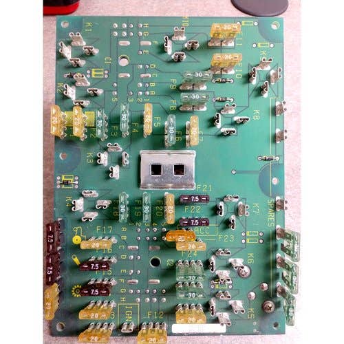 496747 | Electrical Load Center | John Deere 4055 4255 4455 4555 4560 4755 4760 4955 4960 8560 8570 8760 8770 8870 8960 8970 |  | RE50984 | RE24930 | RE44880 | RE47826