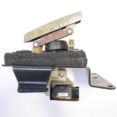 Used Electronic Foot Pedal fits John Deere 318D 319D 320D 323D 326D 328D 329D 332D 333D 318E 319E 320E 323E 326E 328E 329E 332E 333E AT352394