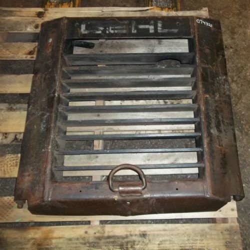 Used Engine Door Rear fits Gehl SL4510 SL4610 SL4615 4510 4610 4615 074321 Used Engine Door Rear fits Gehl SL4510 SL4610 SL4615 4510 4610 4615 074321