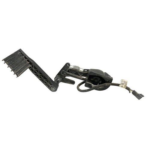 404748 | Engine Foot Throttle Assembly | Bobcat A770 S510 S530 S550 S570 S590 S750 S770 S850 T550 T590 T750 T770 T870 |  | 7207579 | 7164294 |  7281261