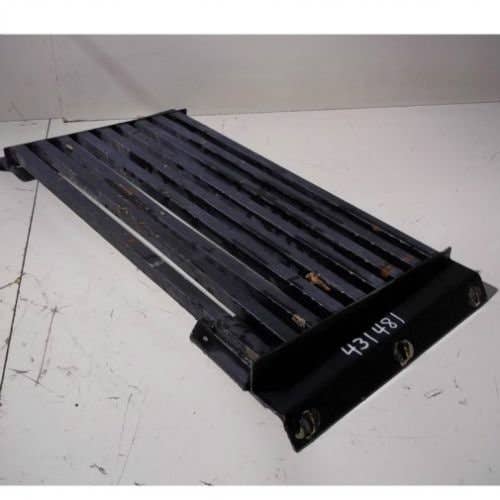 431481 | Engine Grille Cover | New Holland L454 L455 |  | 699510 | 80699510