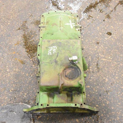 436598 | Engine Oil pan | John Deere 5200 5400 5440 5460 5720 5730 5820 5830 6030 6619AF 6619TF-01 7520 8440 8450 8630 8640 8650 |  | R73192 | R72352