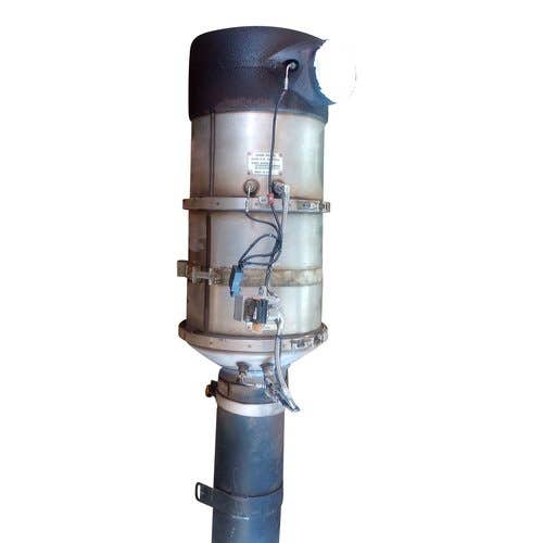 Used Exhaust DPF/DOC System Assembly fits John Deere S680 S680HM S690 S690HM RE541813 RE541836 RE541830 AXE32191 AXE25567