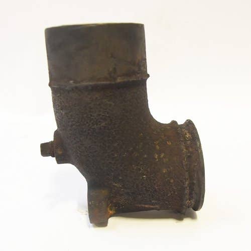 437502 | Exhaust Elbow | Case 60XT 70XT 90XT 95XT |  | J916228